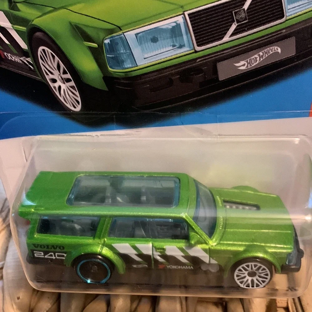 Hot Wheels Volvo 240 Drift Wagon Green Car HW Slammed 4/5 Hotwheels 245/250 New